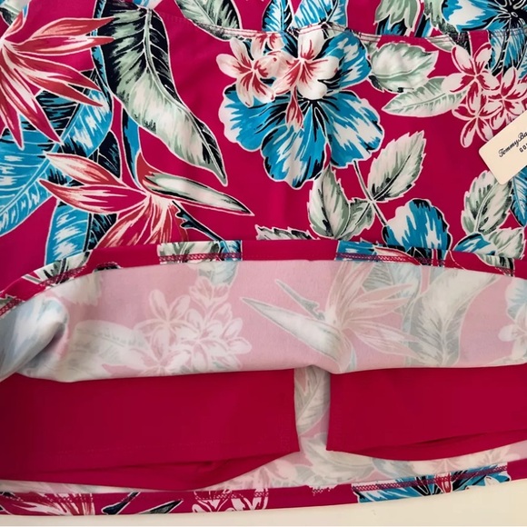 NWT Tommy Bahama Active Magenta Flora Golf Skort sz Small (227 & 245) - Picture 6 of 16